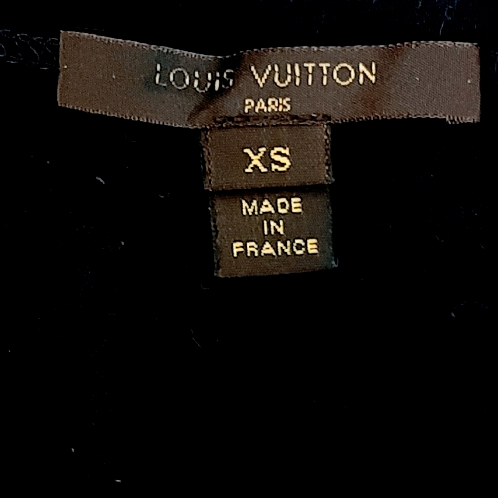 SOLD Louis Vuitton authentic sequins logo black tee - Picture 8 of 10